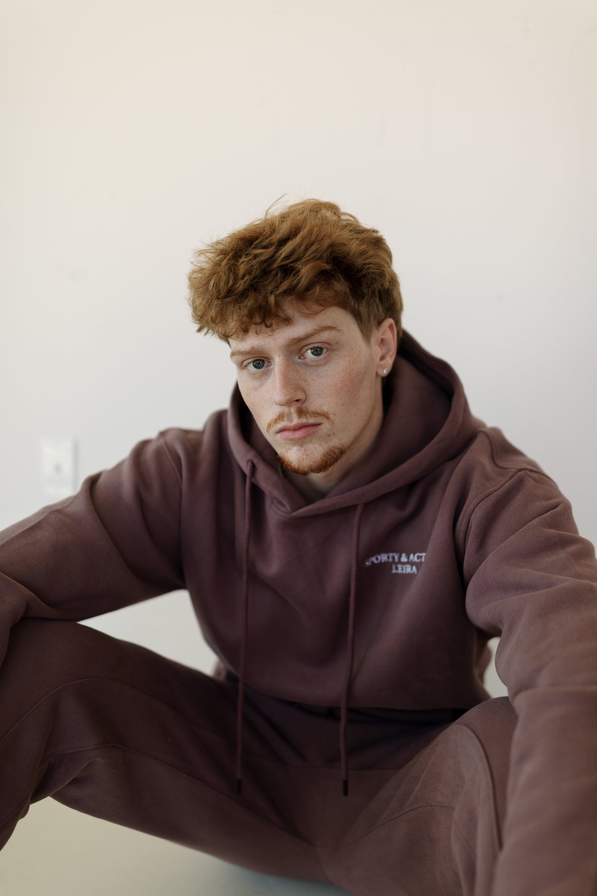 Essential Hoodie – LEIRA Active